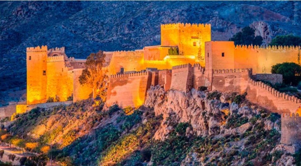 Ferienwohnung Piso Museo Del Realismo - Catedral - Alcazaba Con Parking Gratis - Super Wifi Almería Exterior foto